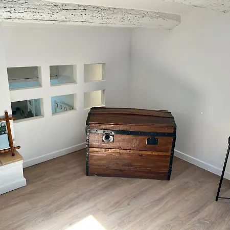 Appartement Au Cœur De L’écusson *