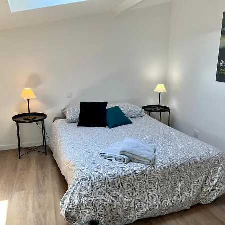 Au Cœur De L’écusson Appartement *
